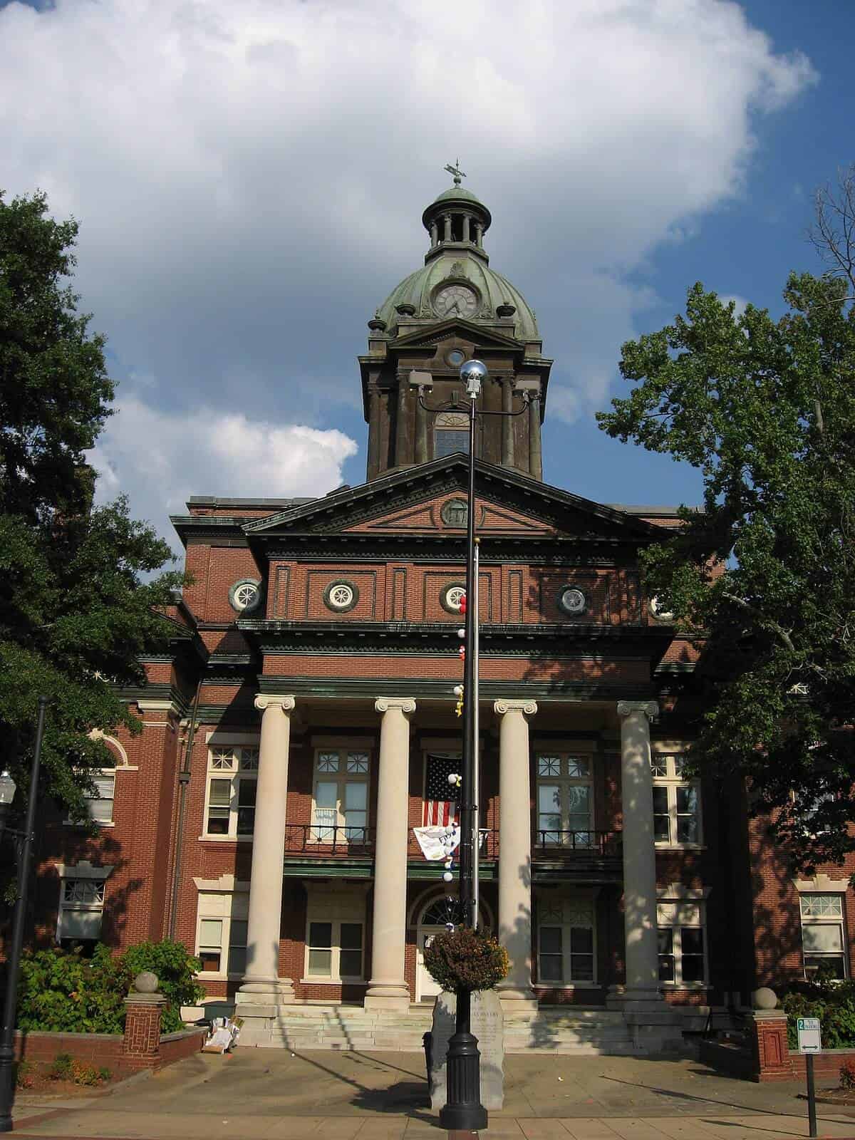 1200px-Coweta_County_Courthouse Newnan, Ga